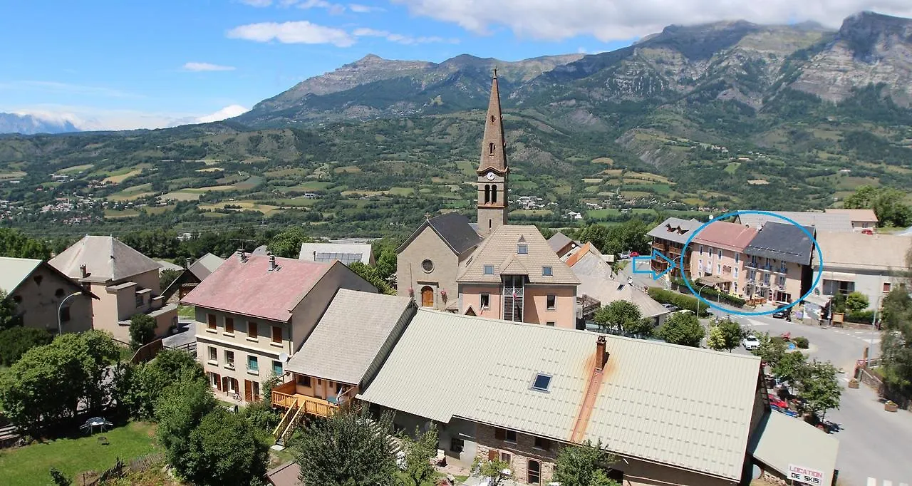 Les Fauvettes Hotel Saint-Leger-les-Melezes 2*,